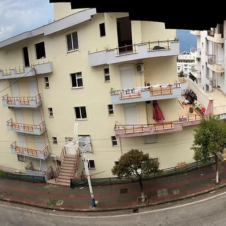 Patrisia Sarande
